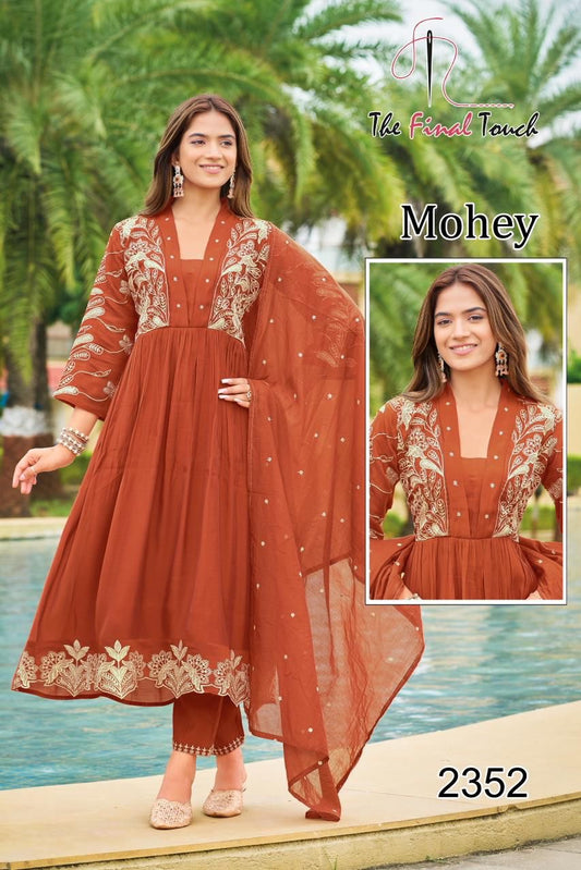 Mohey Embroidered Anarkali Set